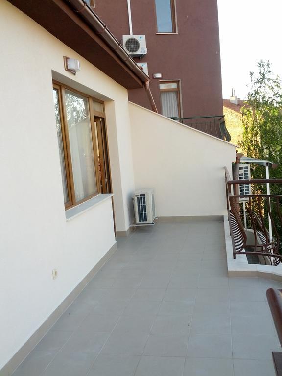 Guest Rooms Sveti Nikola Pomorie Extérieur photo